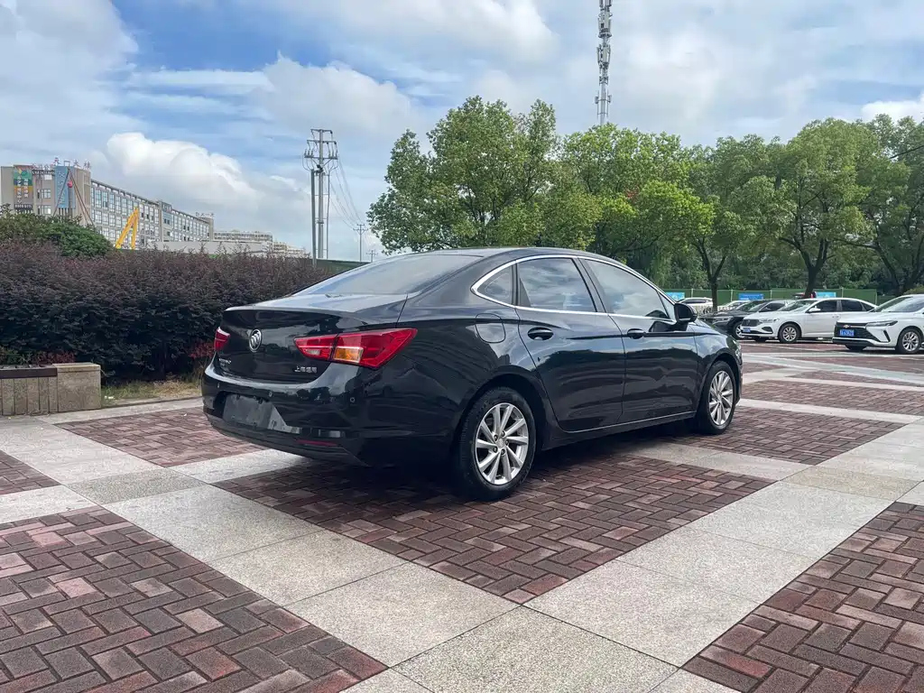 BUICK VERANO 2015