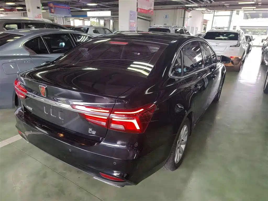 ROEWE I6 2017