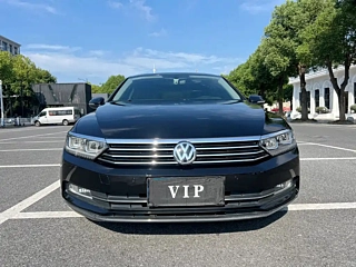 VOLKSWAGEN MAGOTAN 2017