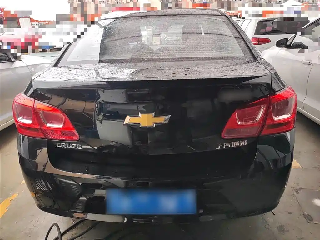 CHEVROLET CRUZE 2015