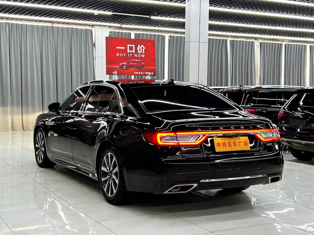 LINCOLN CONTINENTAL 2019