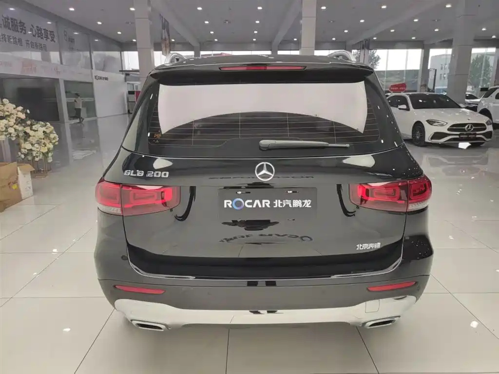 MERCEDES BENZ GLB 2021
