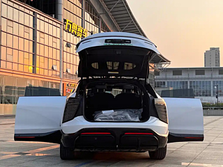 HIPHI X  2022 YEAR &#26234;&#36828; EDITION 6 SEATS &#38271; RANGE EDITIO 2022