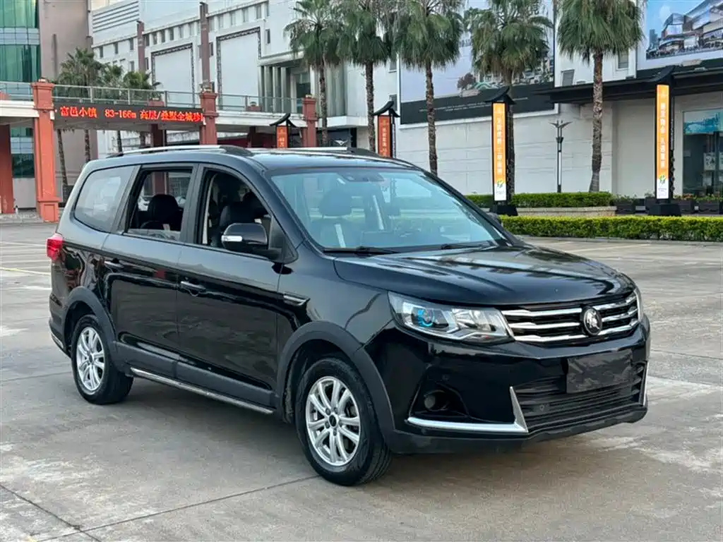 DONGFENG FORTHING SX6 2022
