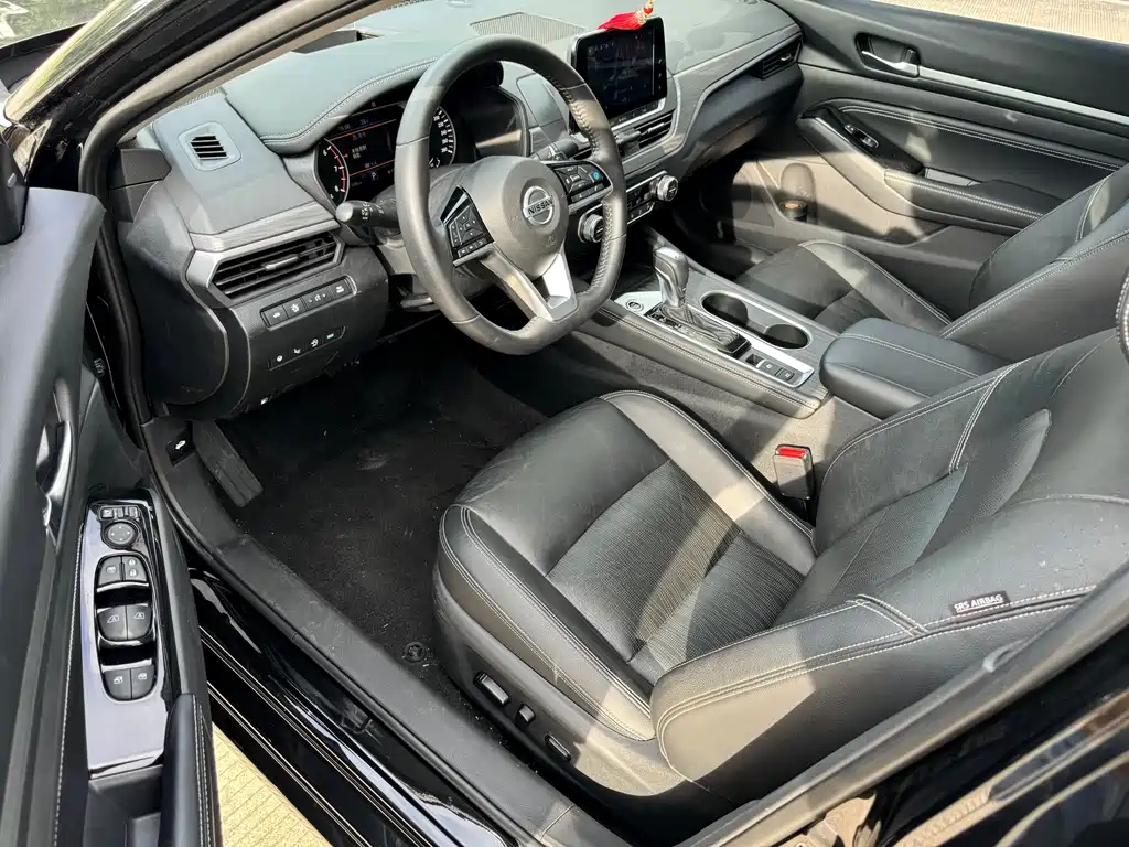 NISSAN TEANA 2021