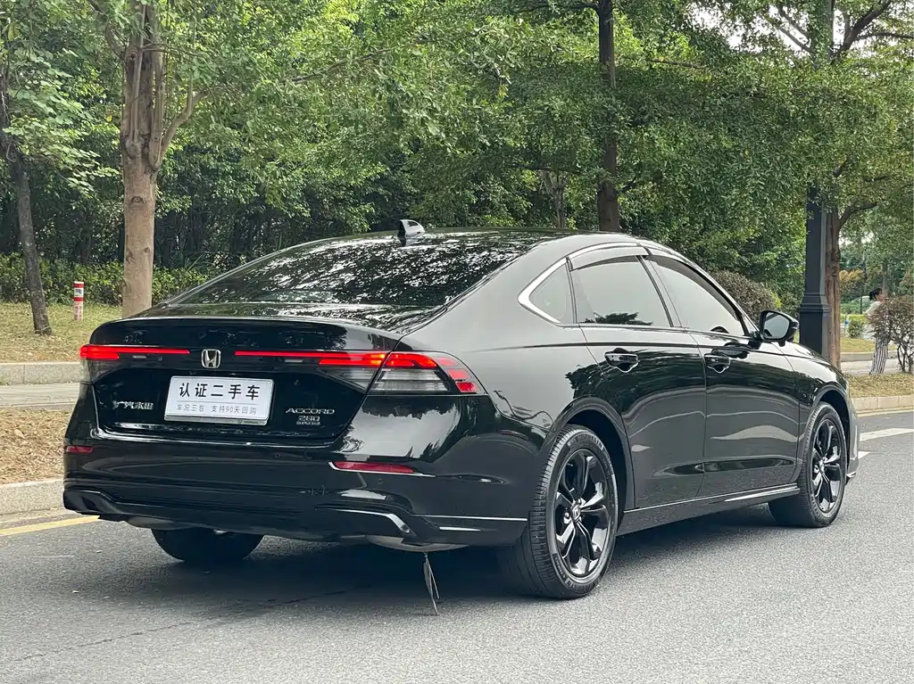 HONDA ACCORD 2025