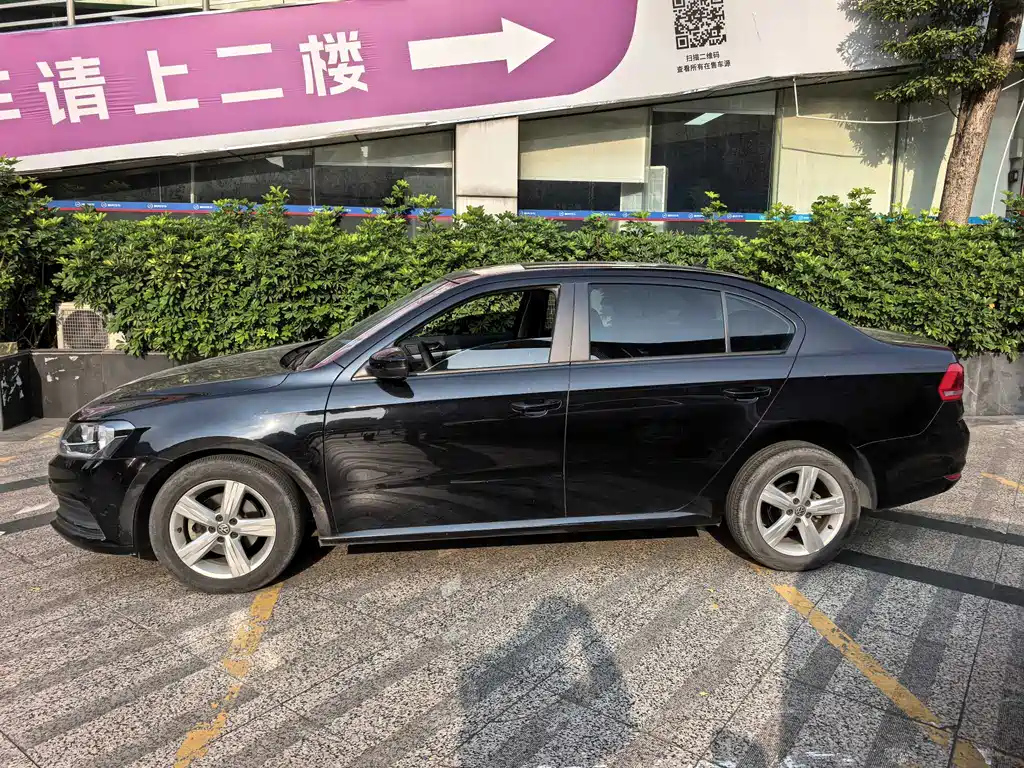 VOLKSWAGEN LAVIDA 2018