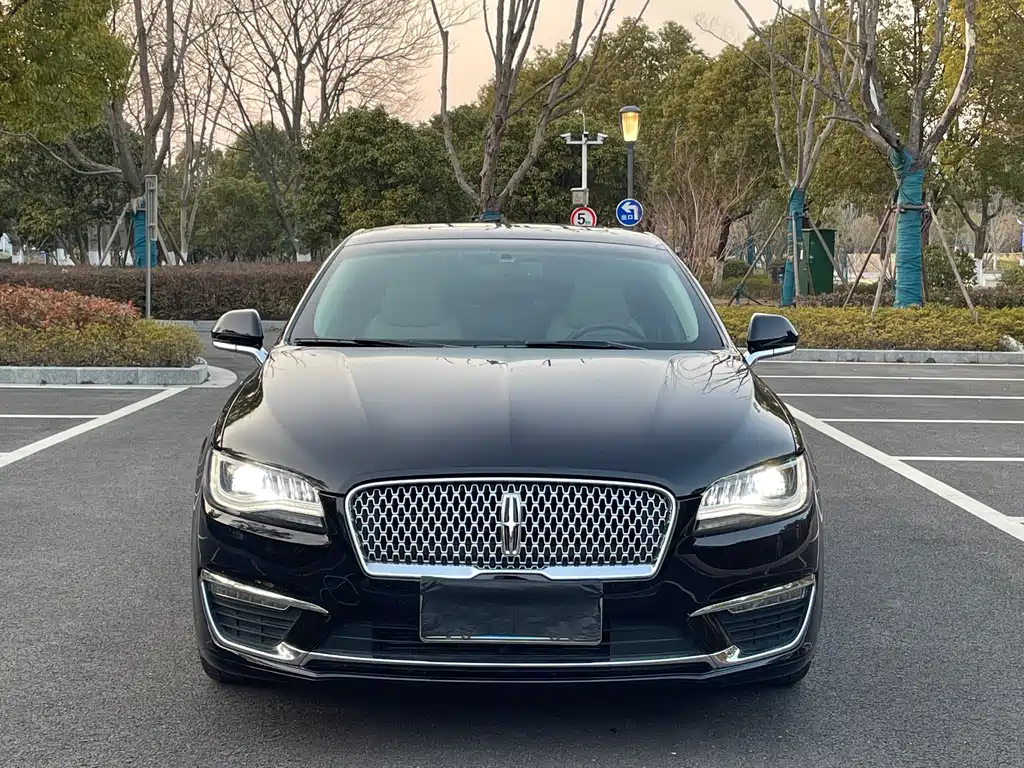 LINCOLN MKZ 2019