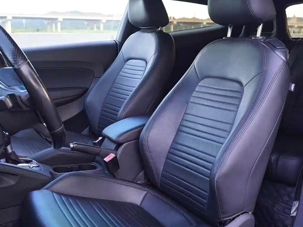 VOLKSWAGEN SCIROCCO 2011