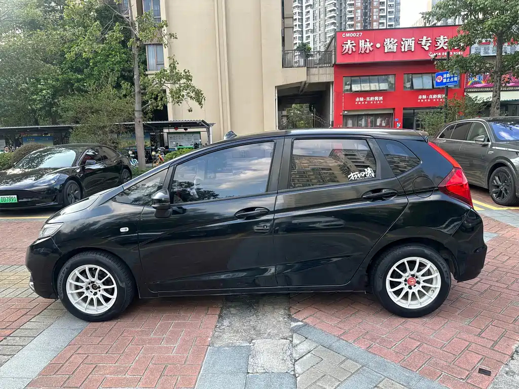 HONDA FIT 2015