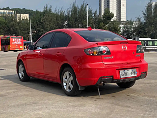 MAZDA 3  2010 YEAR 1.6L AUTOMATIC CLASSIC FASHION 2010