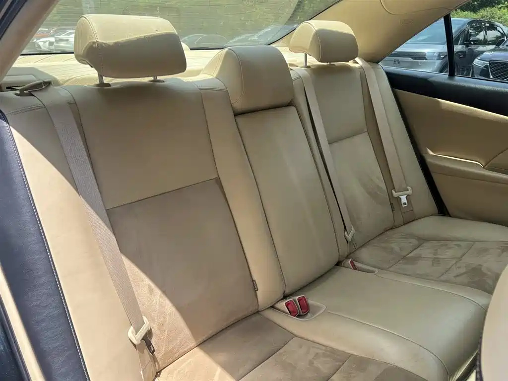 TOYOTA CAMRY 2016