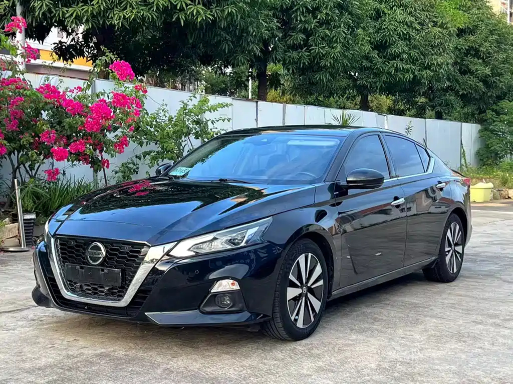 NISSAN TEANA 2021
