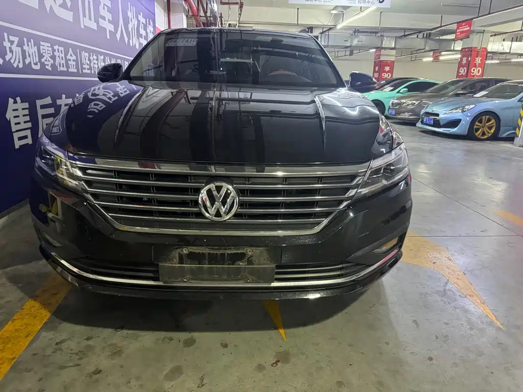 VOLKSWAGEN LAVIDA 2020