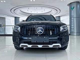 MERCEDES BENZ GLB  2021