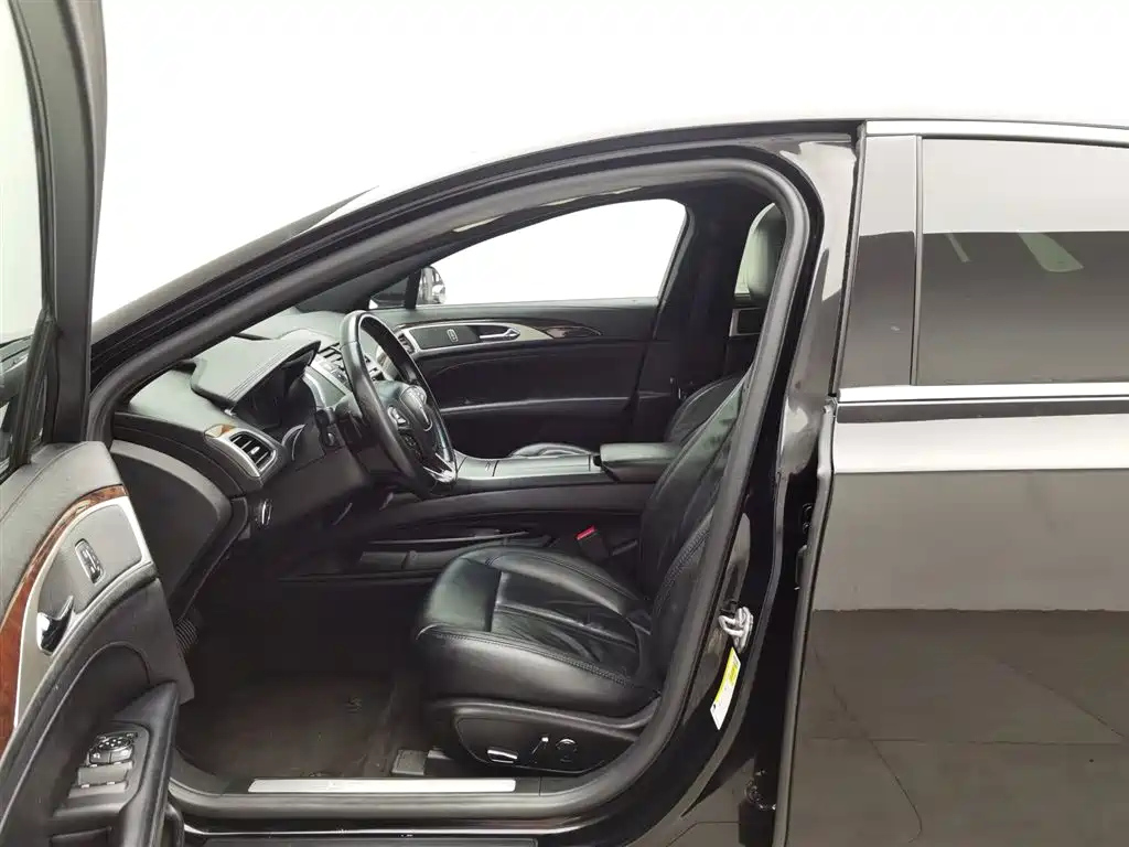 LINCOLN MKZ 2017