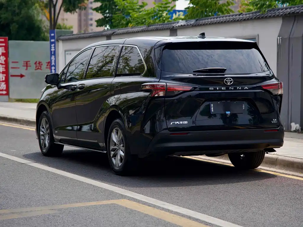 TOYOTA SIENNA SIENNA 2024