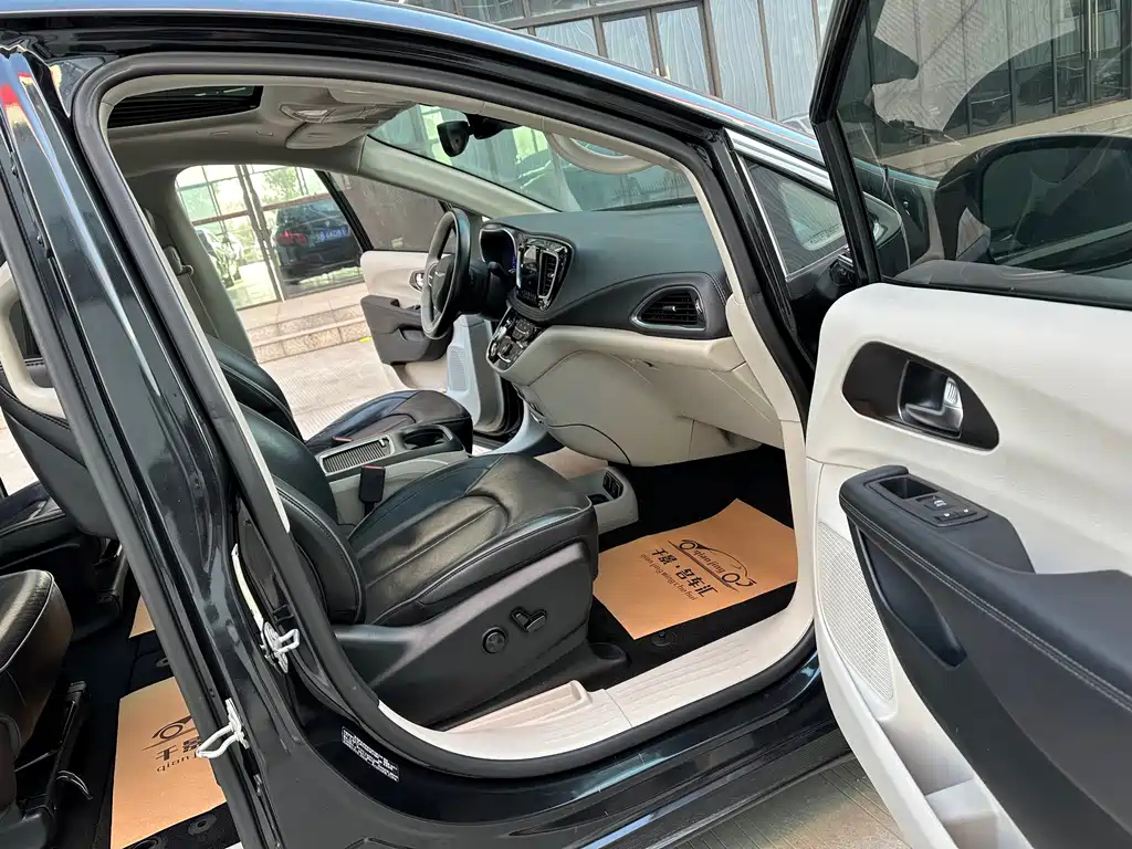 CHRYSLER BIG 捷龙 IMPORT 2018