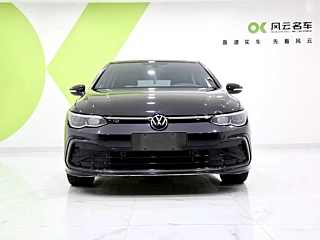 VOLKSWAGEN GOLF 2024