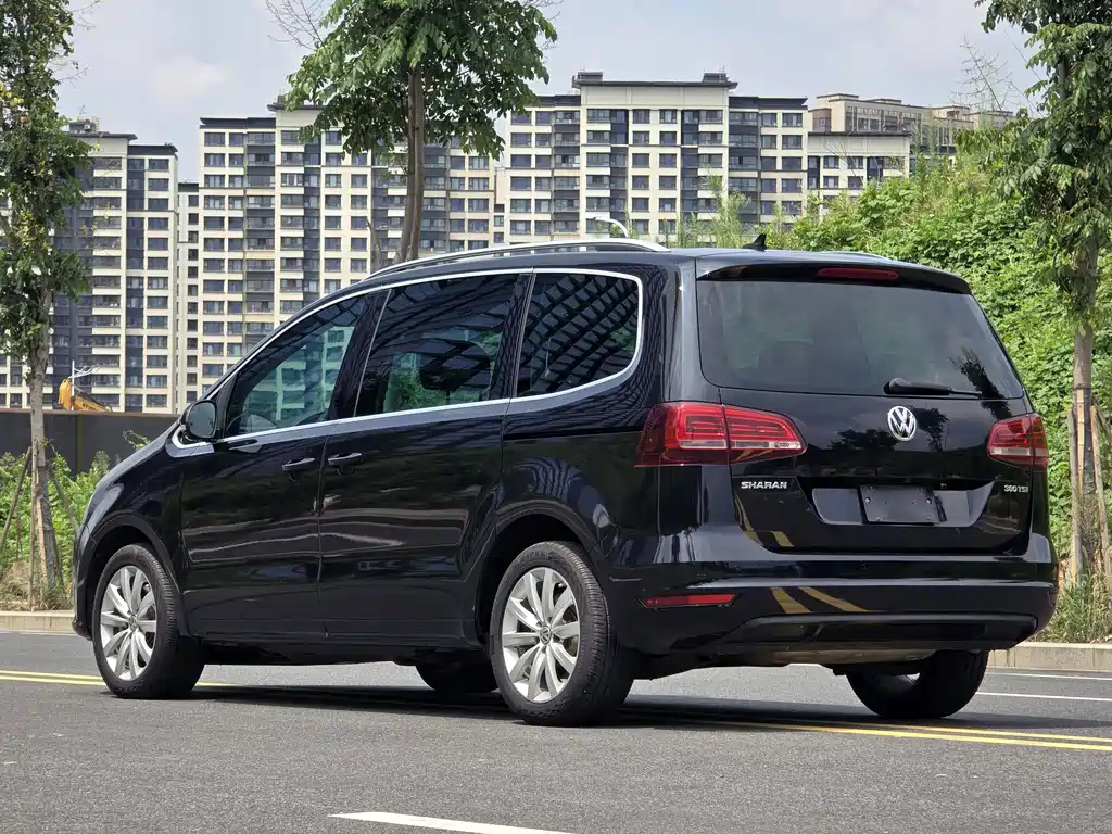 VOLKSWAGEN SHARAN 2016