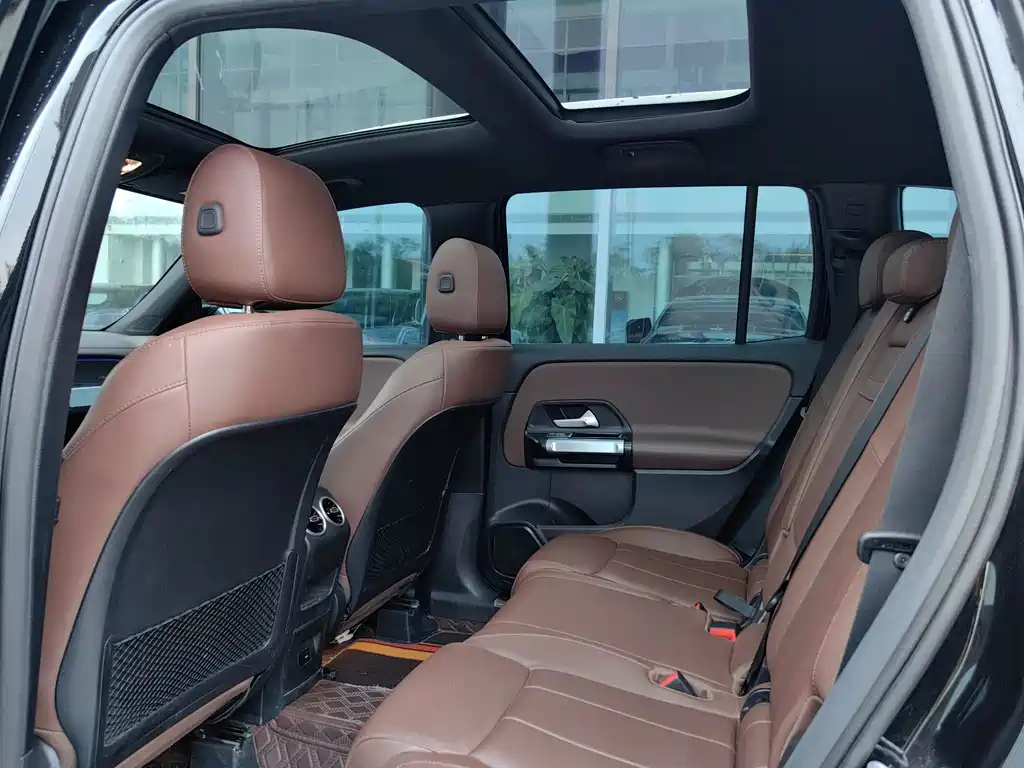 MERCEDES BENZ GLB 2022