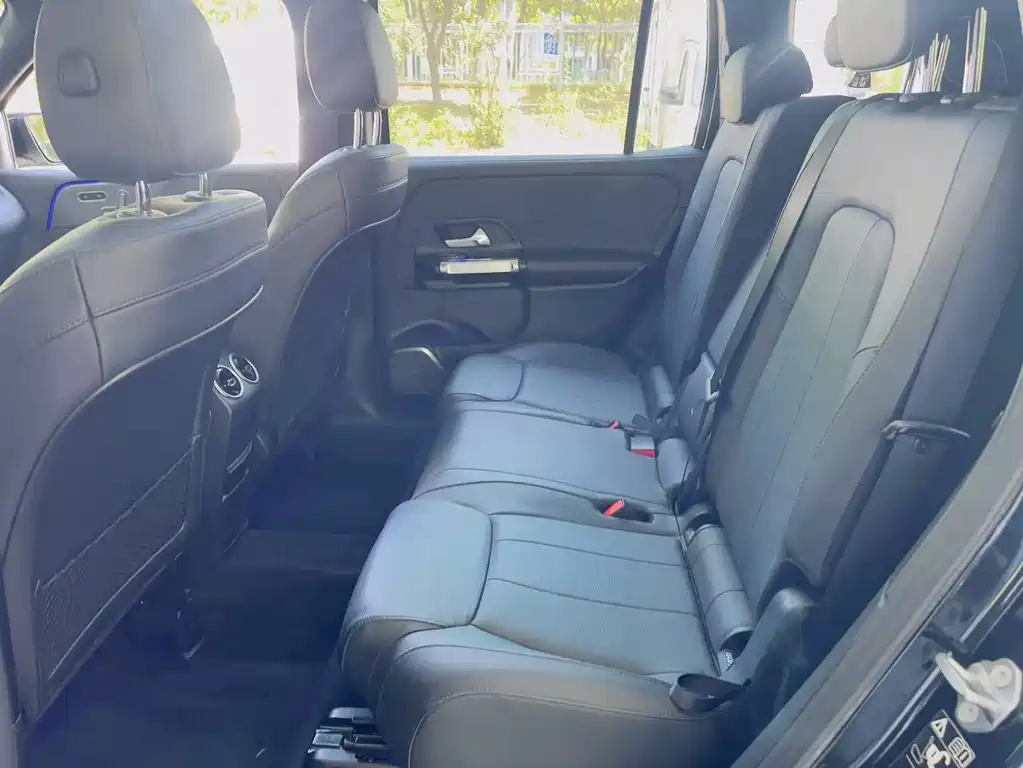 MERCEDES BENZ GLB 2020