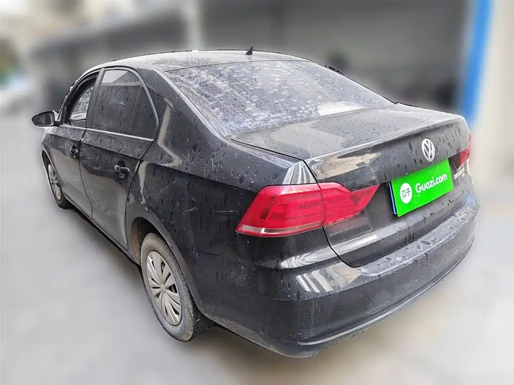 VOLKSWAGEN SANTANA 2016