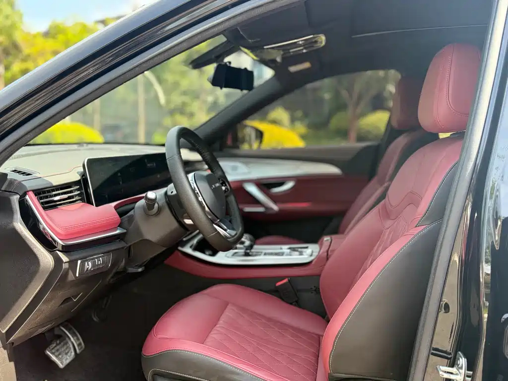 JETOUR X70 PLUS 2023