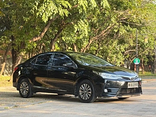 TOYOTA COROLLA 2018