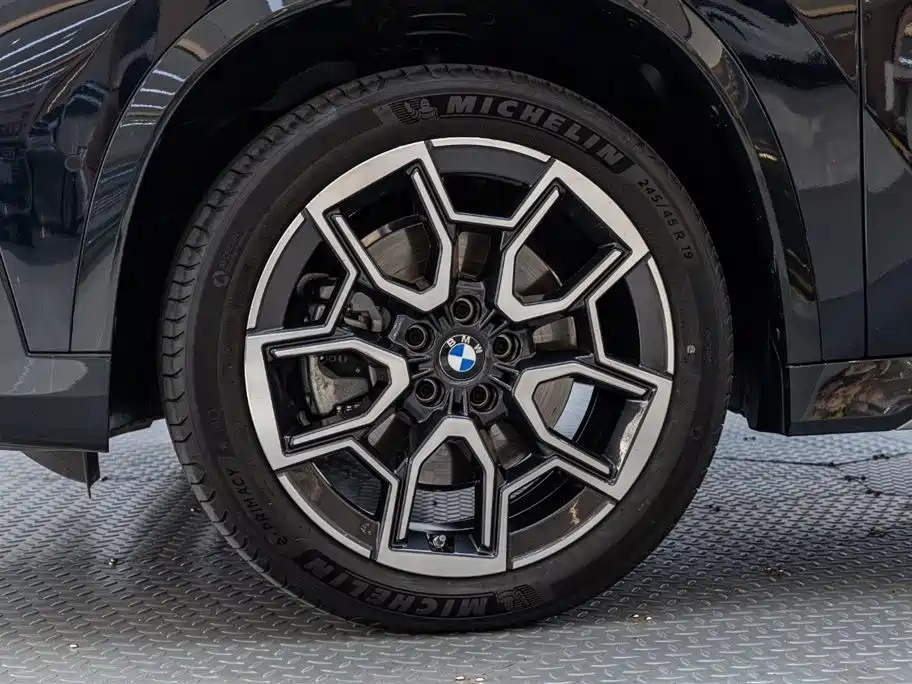 BMW X1 2025
