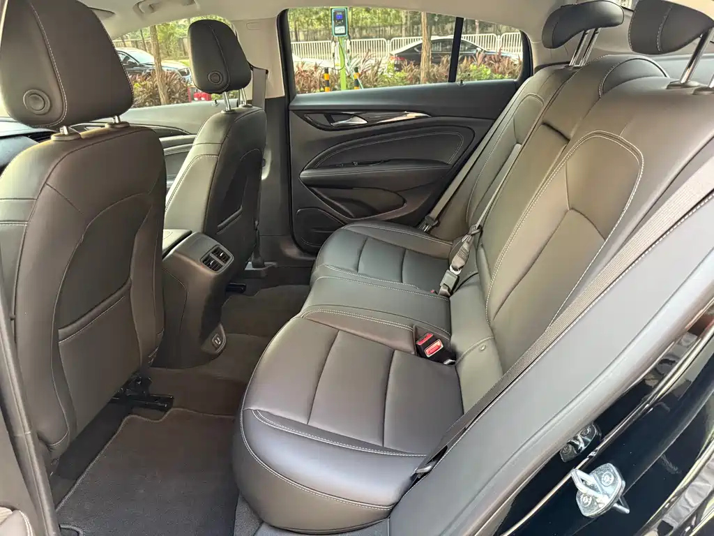 BUICK REGAL 2024