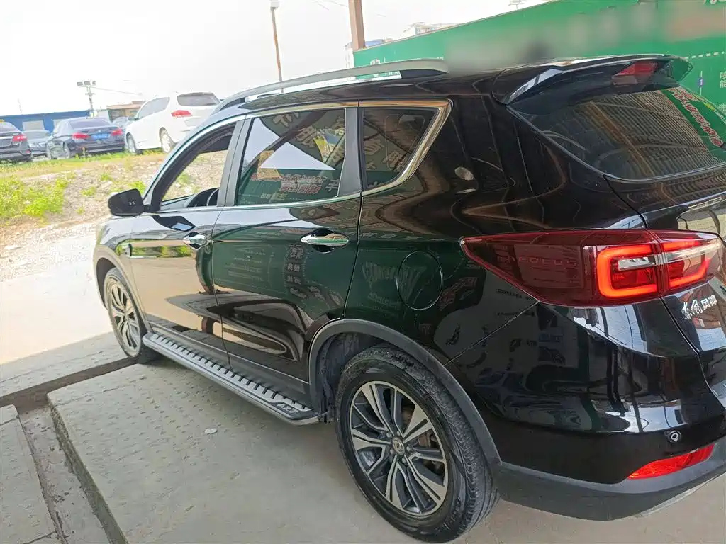 DONGFENG AEOLUS AX7 2016