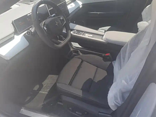 POLESTAR 4  2024 YEAR  STANDARD RANGE PLUS & 2024