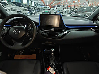 TOYOTA C-HR  2020 YEAR 2.0L LEADING EDITION 2020