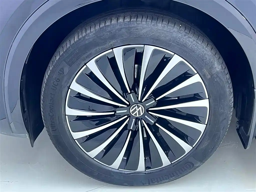 VOLKSWAGEN VILORAN 2022