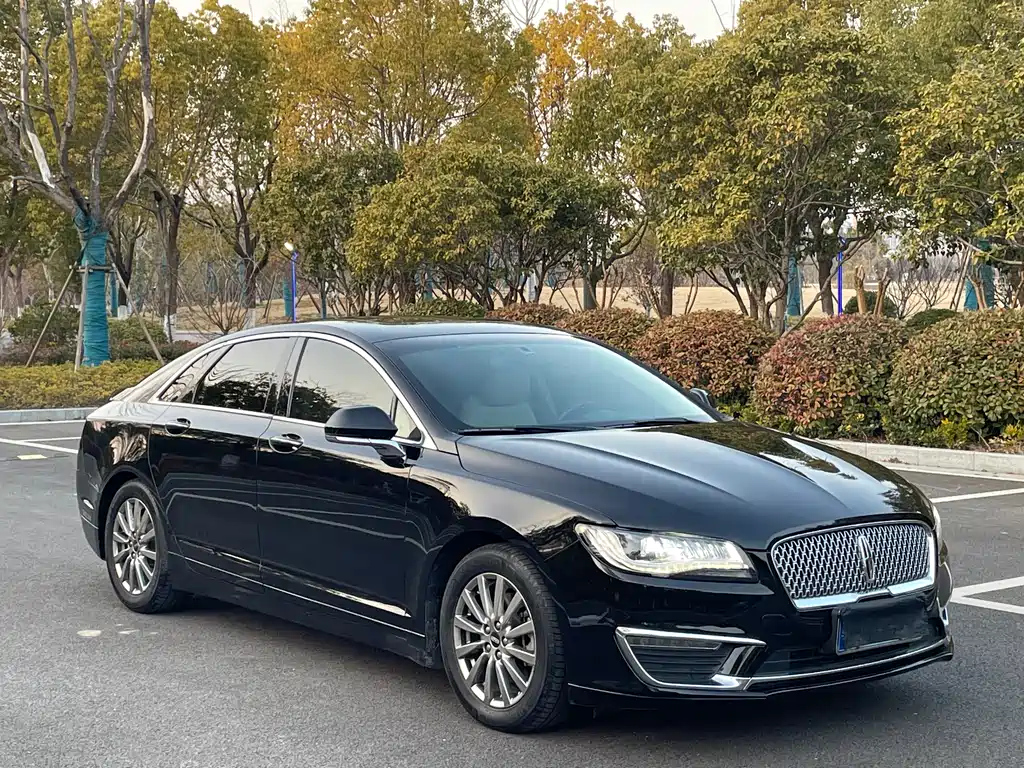 LINCOLN MKZ 2019