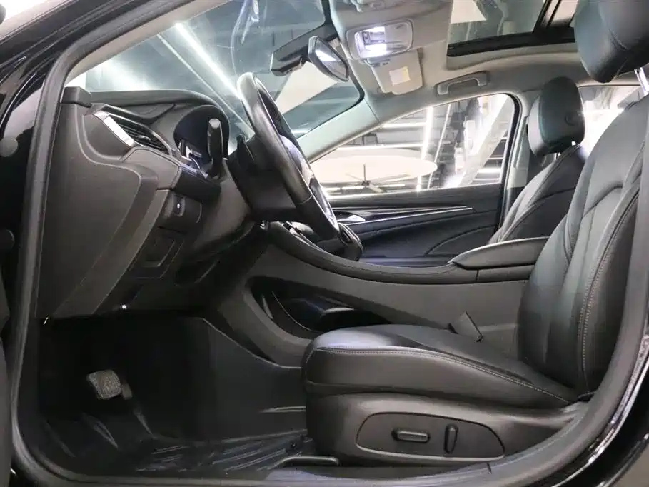 BUICK LACROSSE 2021