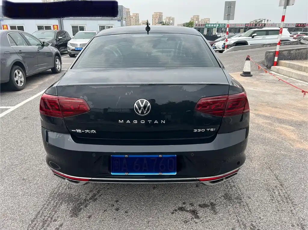 VOLKSWAGEN MAGOTAN 2023