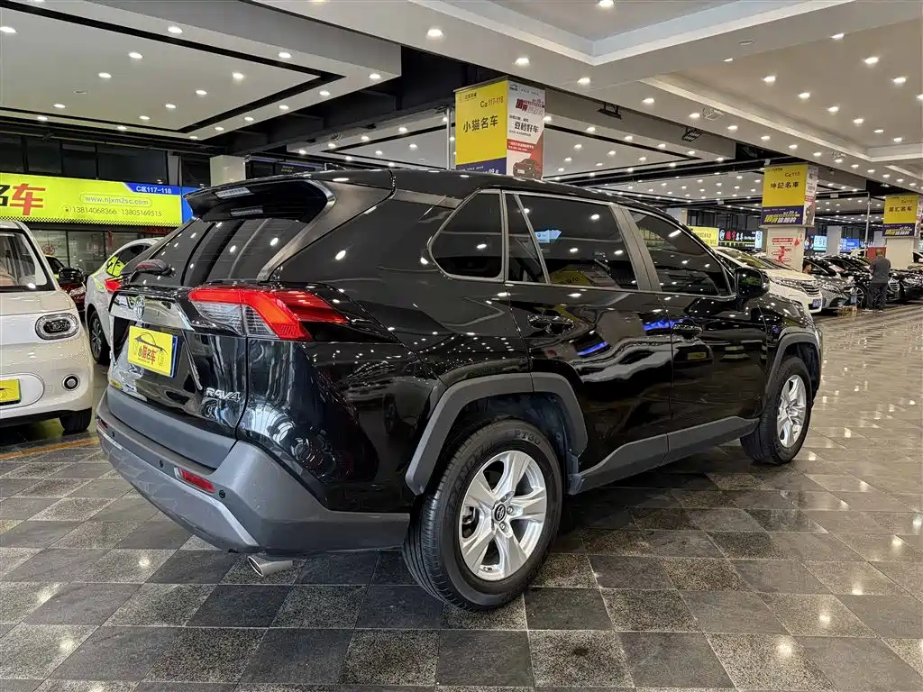 TOYOTA RAV4 RONGFANG 2021