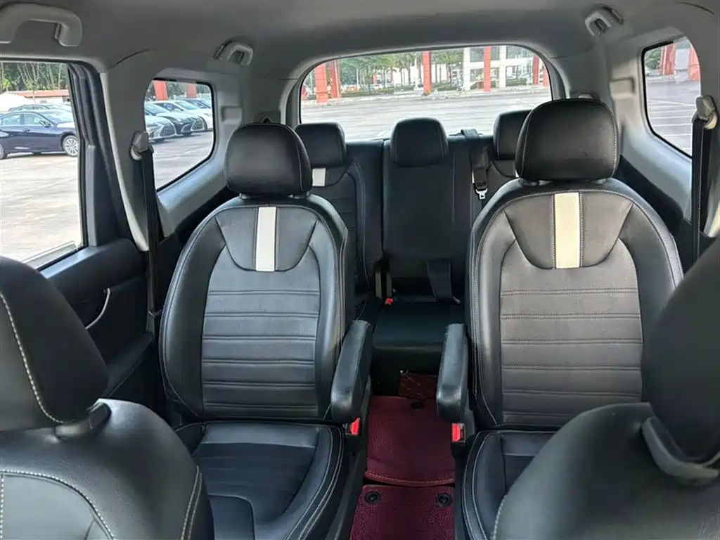DONGFENG FORTHING SX6 2022