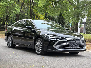 TOYOTA AVALON 2025