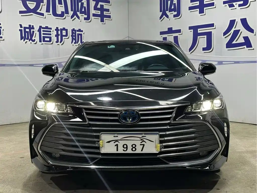 TOYOTA AVALON 2022