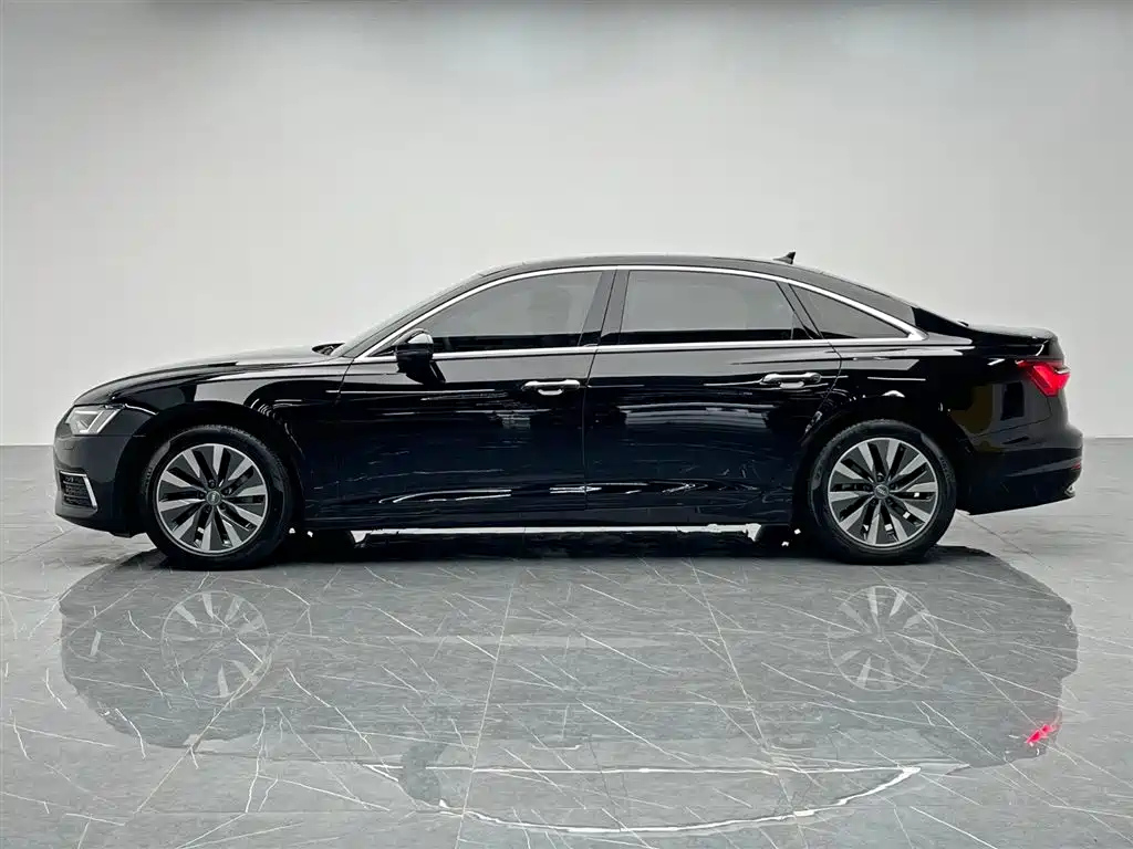 AUDI A6L 2021