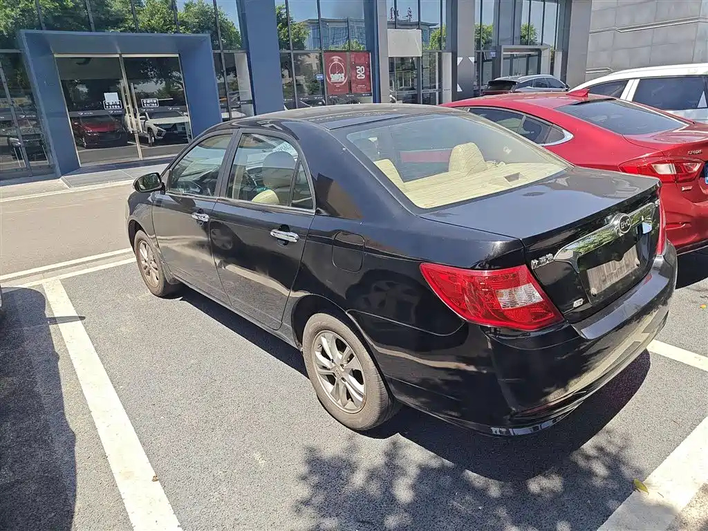BYD F3 2015