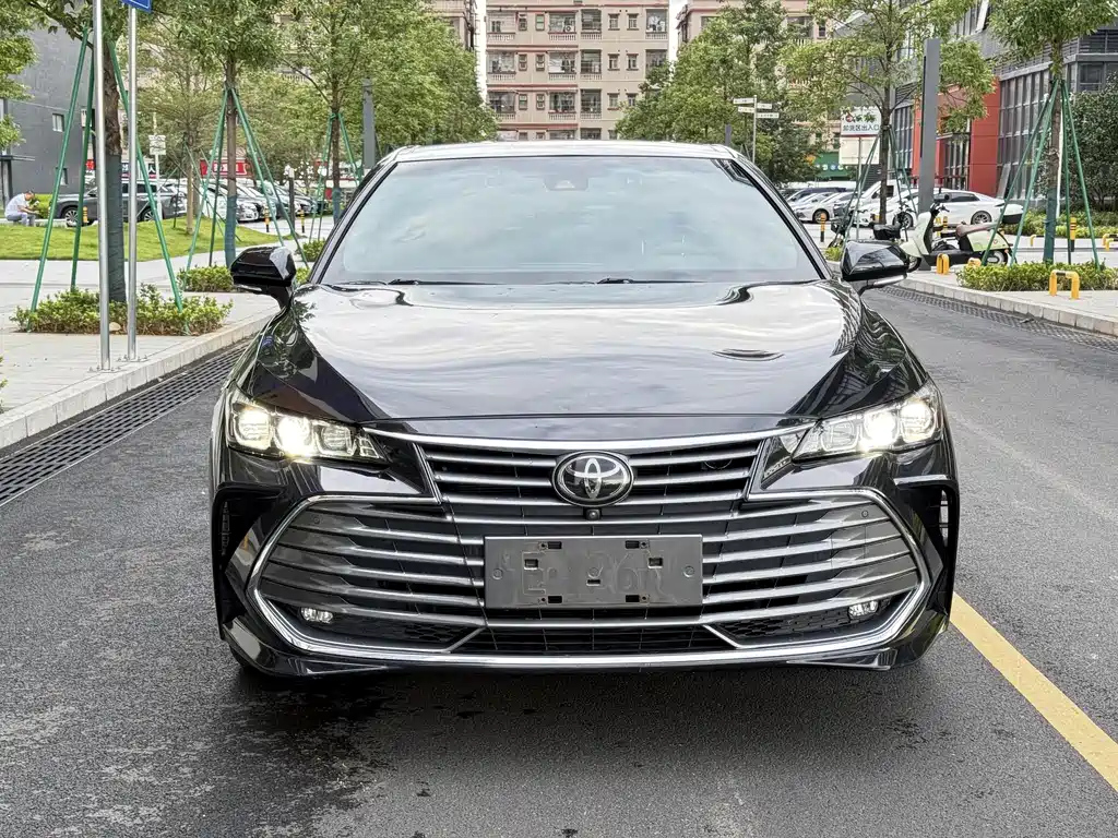 TOYOTA AVALON 2020