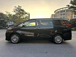 TOYOTA ALPHARD 2018