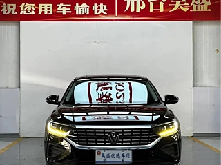 VOLKSWAGEN PASSAT  2022