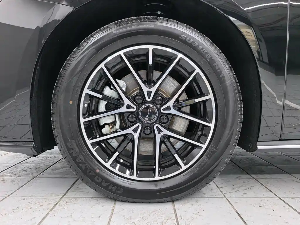 BYD SEAL 07 DM-I 2025
