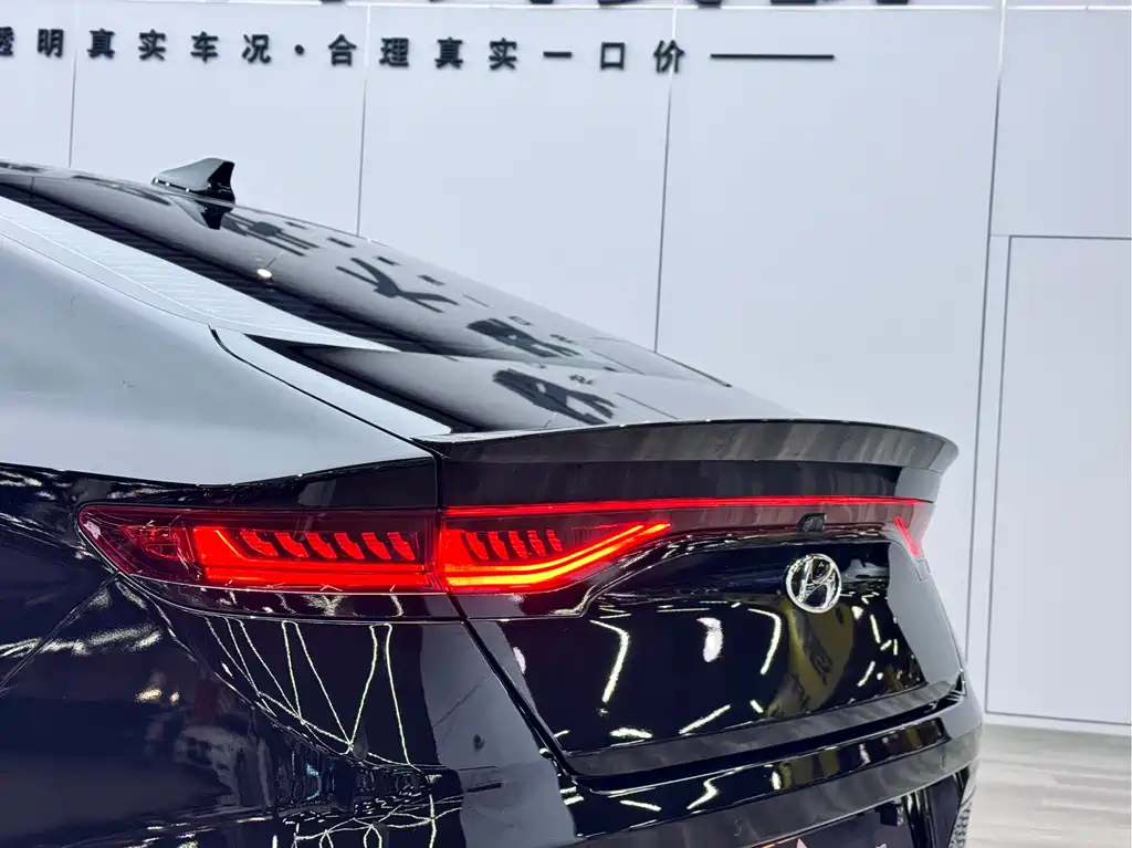 HYUNDAI LAFESTA 2019