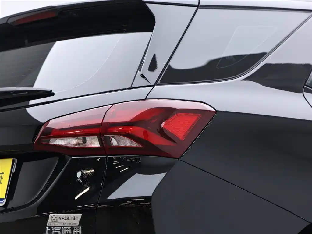 CHEVROLET EXPLORER 2022